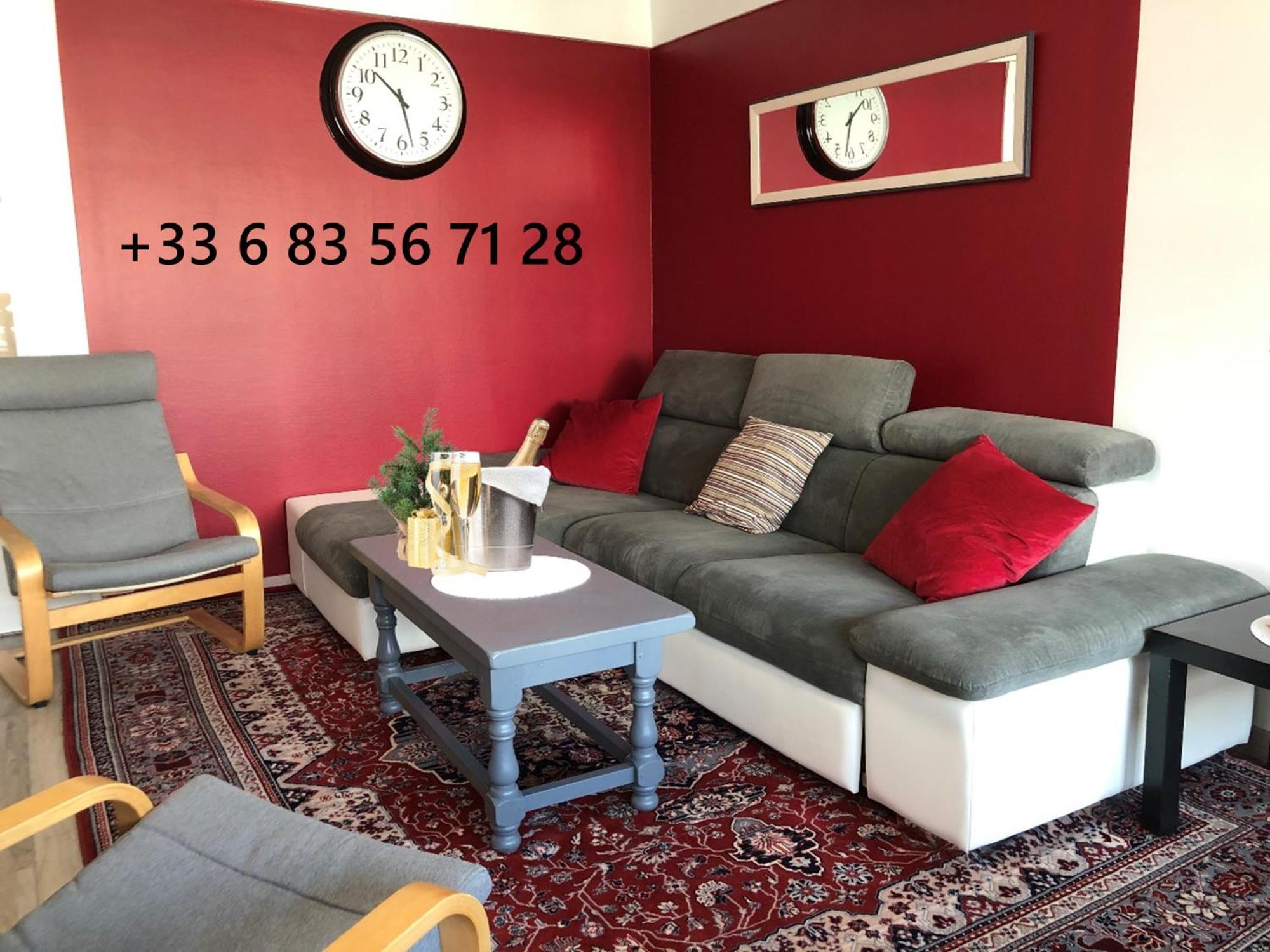 Bedinreims "Burgundy Bottle": Spacious 4-Bedroom Apartment with Free Parking Exterior photo
